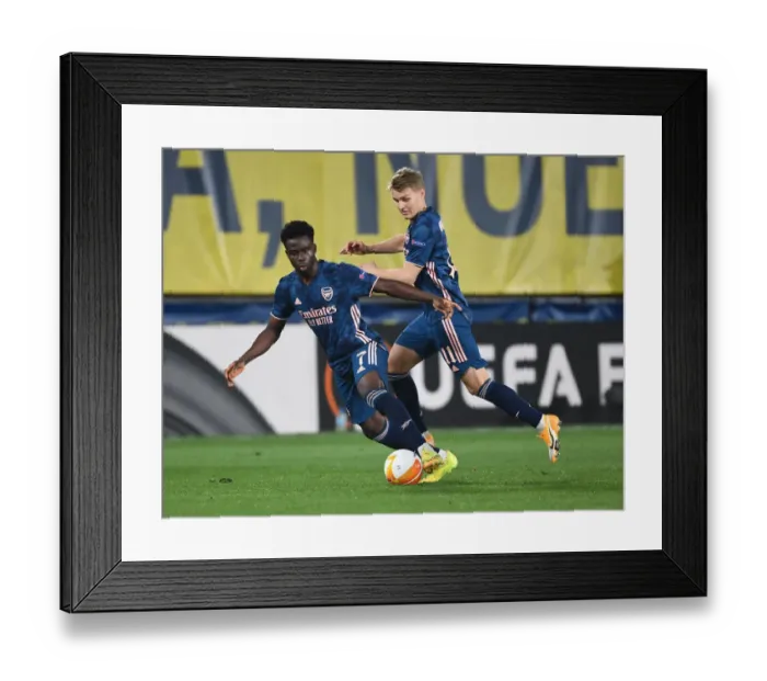Framed Print : Arsenal's Bukayo Saka and Martin Odegaard in UEFA Europa League Semi-Final Clash Against Villarreal in Spain (2020-21)