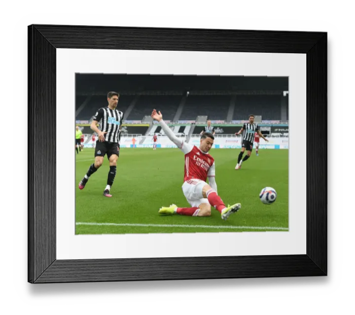 Framed Print : Martinelli's Shining Moment: Arsenal's Star Outshines Empty St. James Park Against Newcastle United (Premier League 2021)