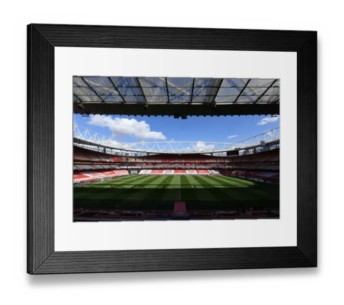 Framed Print : Arsenal v Villareal CF - UEFA Europa League Semi Final: Leg Two