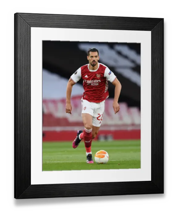 Framed Print : Arsenal's Pablo Mari in Empty Emirates Stadium: UEFA Europa League Semi-Final Amidst Pandemic Restrictions Framed Print : Arsenal's Pablo Mari in Empty Emirates Stadium: UEFA Europa League Semi-Final Amidst Pandemic Restrictions