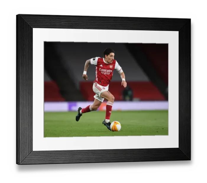 Framed Print : Arsenal's Bellerin in Europa League Semi-Final: Emirates Stadium Battle Amidst Pandemic Restrictions