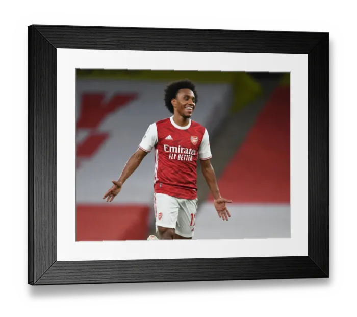 Framed Print : Willian's Hat-Trick: Arsenal's Triumph Over West Bromwich Albion in Empty Emirates Stadium (2020-21)
