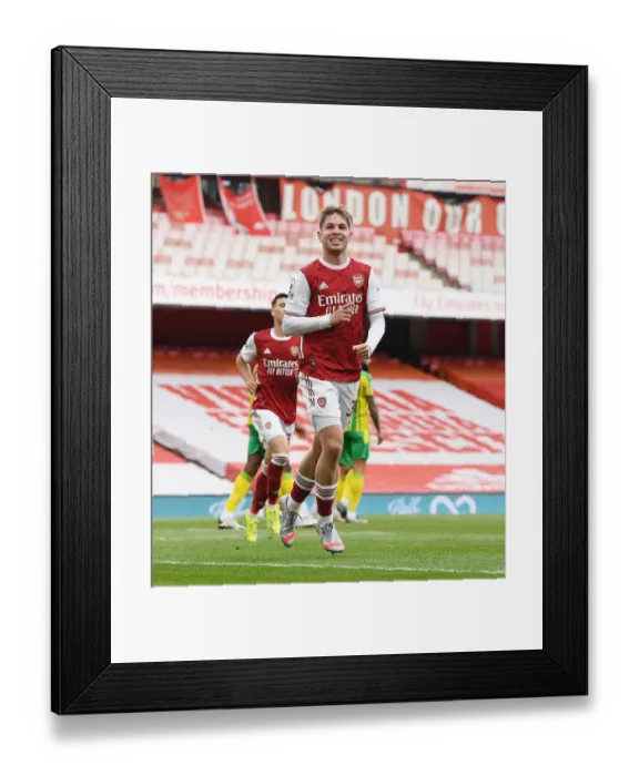 Framed Print : Emile Smith Rowe Scores Historic First Goal in Empty Emirates: Arsenal's Victory Against West Bromwich Albion in the Premier League 2021