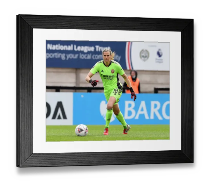 Framed Print : Arsenal's Lydia Williams in Action: FA WSL Clash between Arsenal Women and Aston Villa Women in Empty Stands (2021)