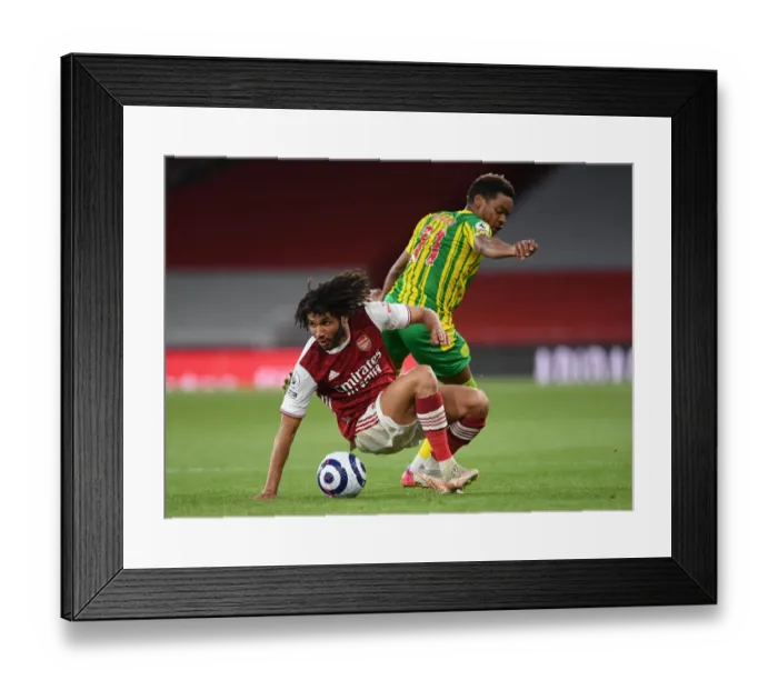 Framed Print : Arsenal's Elneny Fights for Possession Amid Empty Emirates: Arsenal vs. West Bromwich Albion (2020-21) Framed Print : Arsenal's Elneny Fights for Possession Amid Empty Emirates: Arsenal vs. West Bromwich Albion (2020-21)