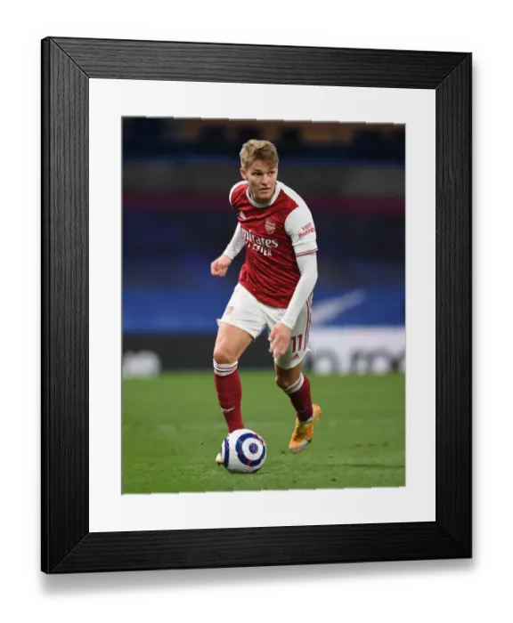 Framed Print : Martin Odegaard at Stamford Bridge: Chelsea vs. Arsenal, Premier League 2020-21 (Behind Closed Doors) Framed Print : Martin Odegaard at Stamford Bridge: Chelsea vs. Arsenal, Premier League 2020-21 (Behind Closed Doors)
