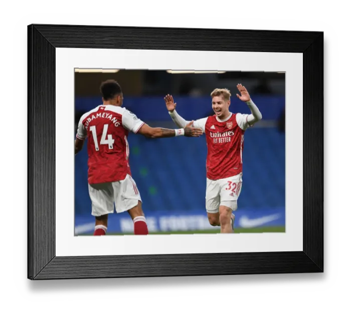 Framed Print : Unstoppable Arsenal Duo: Smith Rowe and Aubameyang Celebrate Goal at Empty Stamford Bridge, 2021 Premier League