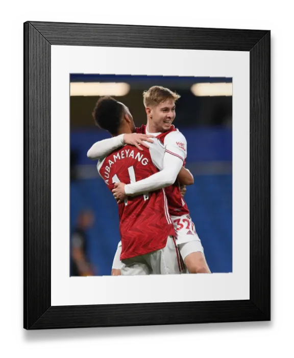 Framed Print : Smith Rowe and Aubameyang: Unstoppable Duo Celebrates Goal for Arsenal at Stamford Bridge, 2021-22 Premier League