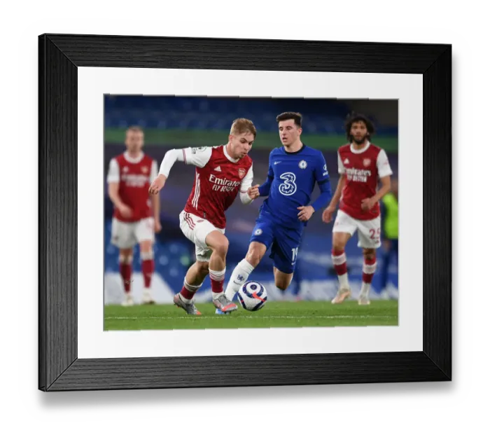 Framed Print : Emile Smith Rowe vs. Mason Mount: A Premier League Battle at Stamford Bridge - 2020-21 Season Framed Print : Emile Smith Rowe vs. Mason Mount: A Premier League Battle at Stamford Bridge - 2020-21 Season