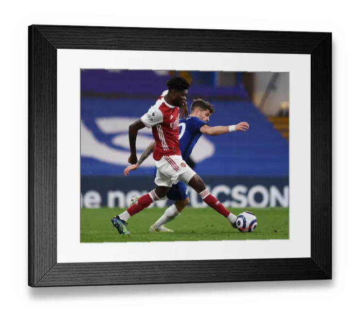 Framed Print : Thomas Partey vs. Christian Pulisic: A Battle at Stamford Bridge - Chelsea vs. Arsenal, Premier League 2020-21
