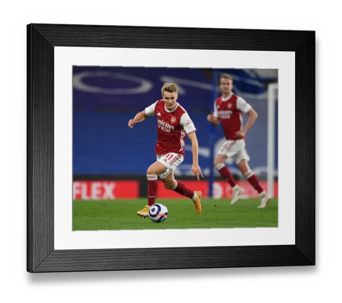 Framed Print : Martin Odegaard at Empty Stamford Bridge: Premier League 2021 - Chelsea vs Arsenal Framed Print : Martin Odegaard at Empty Stamford Bridge: Premier League 2021 - Chelsea vs Arsenal