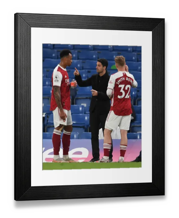 Framed Print : Arsenal Manager Mikel Arteta Gives Instructions to Gabriel Magalhaes and Emile Smith Rowe during Chelsea vs Arsenal, Premier League 2021