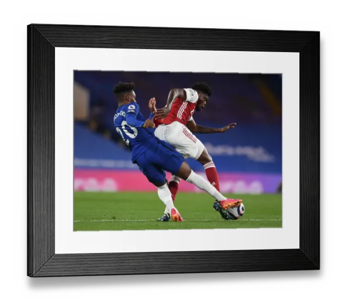 Framed Print : Partey vs. Hudson-Odoi: A Battle at Empty Stamford Bridge - Premier League 2020-21
