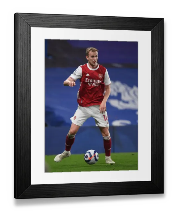 Framed Print : Arsenal's Rob Holding at Empty Stamford Bridge: 2020-21 Premier League Match Amid Pandemic Framed Print : Arsenal's Rob Holding at Empty Stamford Bridge: 2020-21 Premier League Match Amid Pandemic