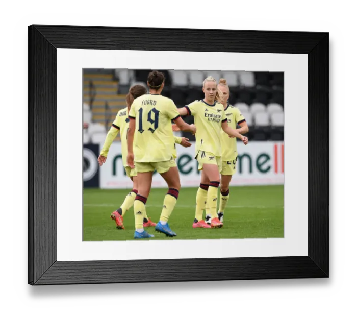 Framed Print : Arsenal Women's FA Cup Victory: Beth Mead Scores the Second Goal Against Crystal Palace