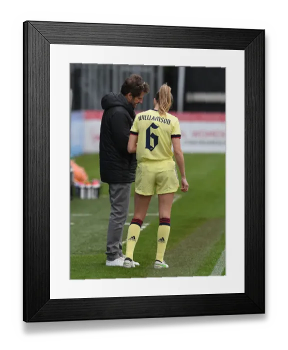 Framed Print : Montemurro's Arsenal Women Battle Crystal Palace in FA Cup Showdown