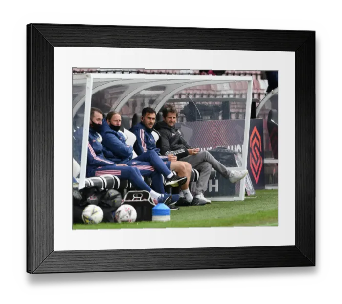 Framed Print : Montemurro and Dantino Lead Arsenal Women in FA Cup Clash against Crystal Palace Framed Print : Montemurro and Dantino Lead Arsenal Women in FA Cup Clash against Crystal Palace