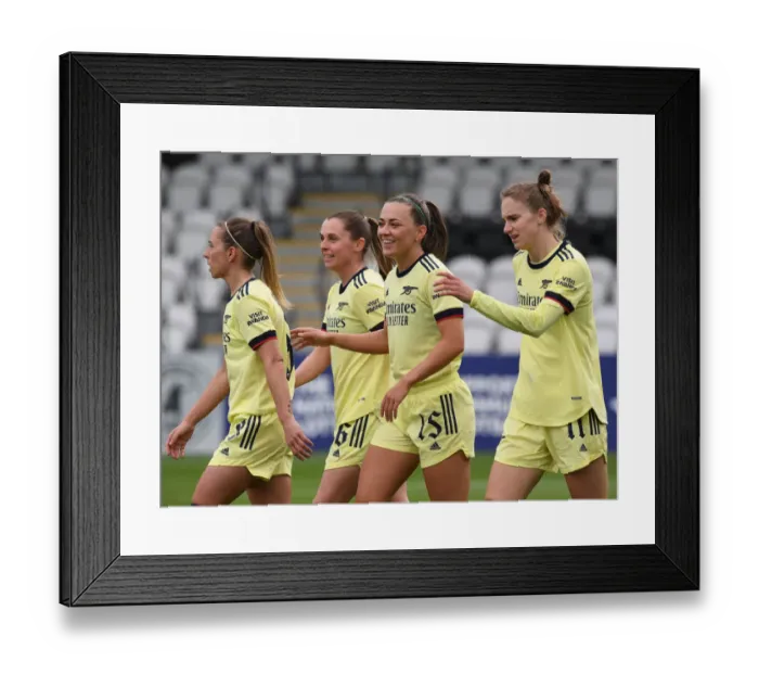 Framed Print : Arsenal Women's Unstoppable Force: Vivianne Miedema Scores Sixth Goal vs. Crystal Palace in FA Cup