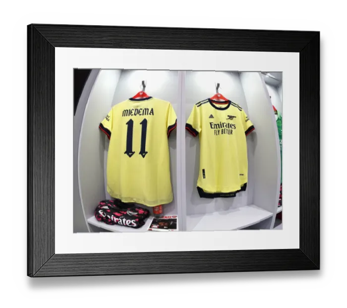 Framed Print : Arsenal's Vivianne Miedema: Pre-Match Focus before FA Cup 5th Round vs Crystal Palace Women Framed Print : Arsenal's Vivianne Miedema: Pre-Match Focus before FA Cup 5th Round vs Crystal Palace Women