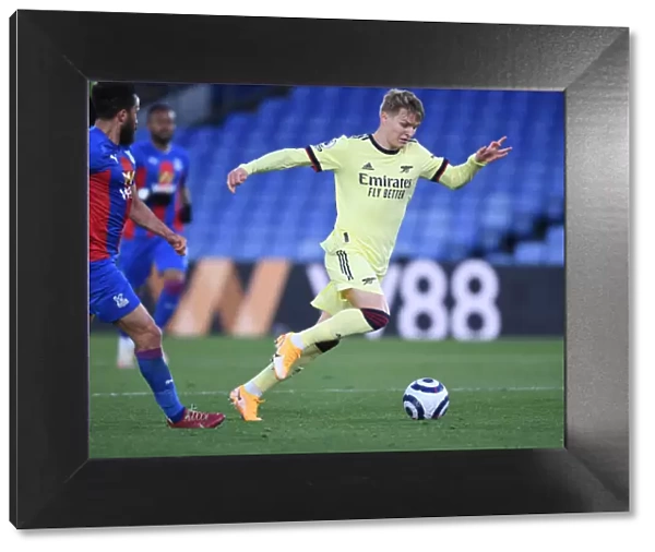 Martin Odegaard in Action: Arsenal vs. Crystal Palace, 2020-21 Premier League