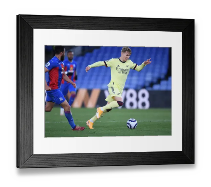 Framed Print : Martin Odegaard in Action: Arsenal vs. Crystal Palace, 2020-21 Premier League Framed Print : Martin Odegaard in Action: Arsenal vs. Crystal Palace, 2020-21 Premier League
