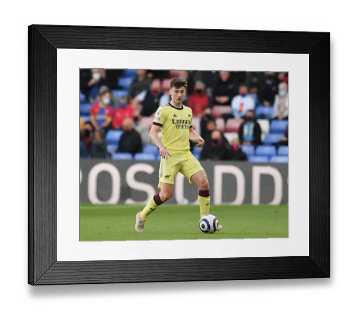 Framed Print : Arsenal's Kieran Tierney in Action: Crystal Palace vs Arsenal, Premier League 2020-21