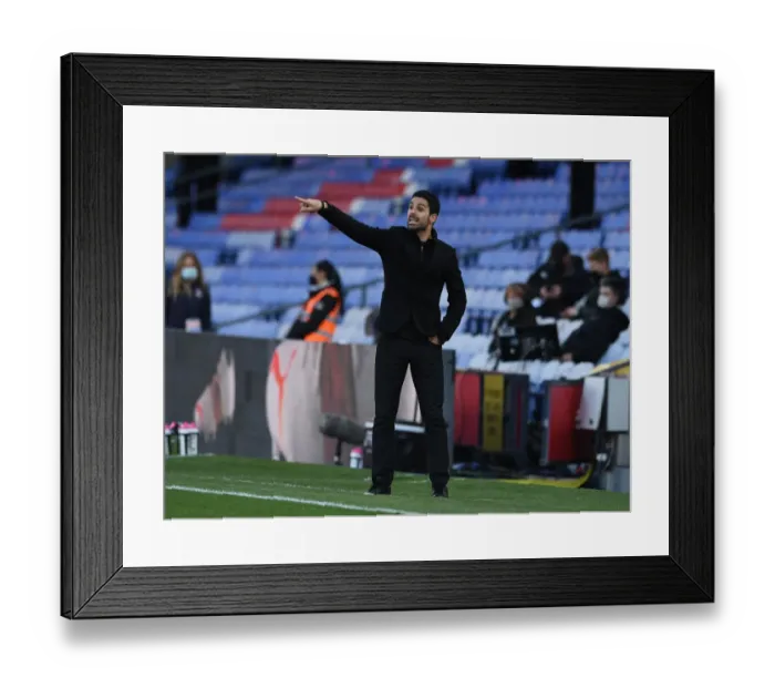 Framed Print : Mikel Arteta's Intense Battle: Arsenal vs. Crystal Palace (Premier League, May 2021)