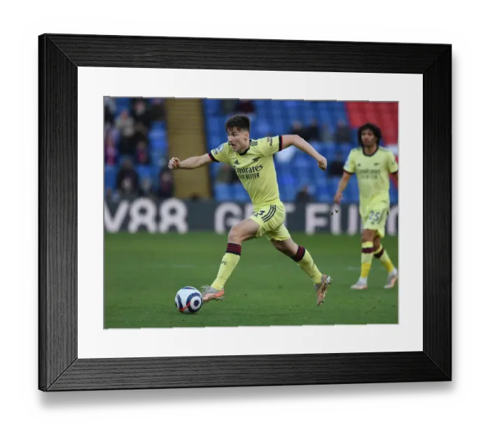Framed Print : Arsenal's Kieran Tierney in Action: Crystal Palace vs Arsenal, Premier League 2020-21