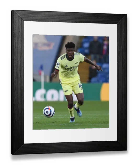 Framed Print : Thomas Partey in Action: Arsenal vs. Crystal Palace, Premier League 2020-21