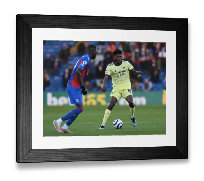 Framed Print : Thomas Partey in Action: Arsenal vs. Crystal Palace, Premier League 2020-21