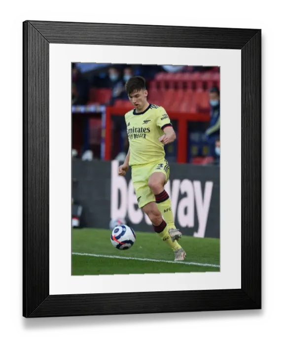 Framed Print : Arsenal's Kieran Tierney in Action: Crystal Palace vs Arsenal, Premier League 2020-21
