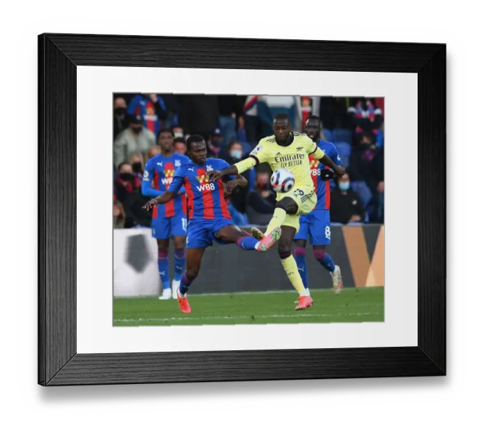 Framed Print : Pepe vs Mitchell: Intense Battle at Selhurst Park - Crystal Palace vs Arsenal, Premier League 2020-21 Framed Print : Pepe vs Mitchell: Intense Battle at Selhurst Park - Crystal Palace vs Arsenal, Premier League 2020-21