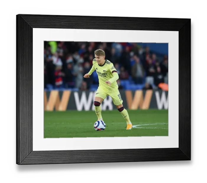 Framed Print : Martin Odegaard in Action: Crystal Palace vs Arsenal, Premier League 2020-21 Framed Print : Martin Odegaard in Action: Crystal Palace vs Arsenal, Premier League 2020-21