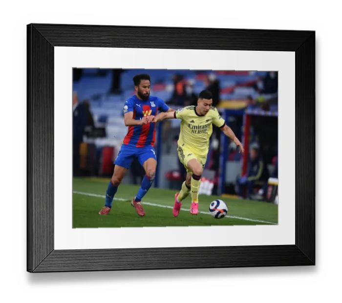 Framed Print : Martinelli vs Townsend: Battle at Selhurst Park - Crystal Palace vs Arsenal, Premier League 2020-21