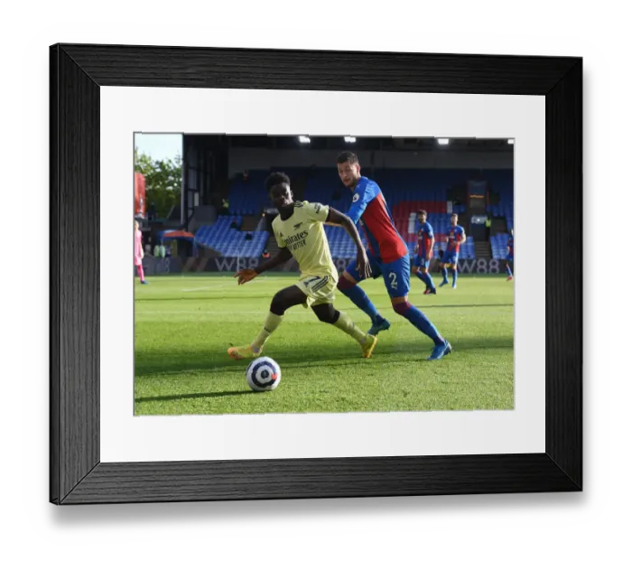 Framed Print : Clash at Selhurst Park: Bukayo Saka vs. Joel Ward - Premier League Showdown Framed Print : Clash at Selhurst Park: Bukayo Saka vs. Joel Ward - Premier League Showdown