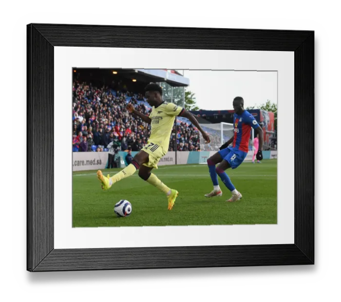 Framed Print : Bukayo Saka's Backheel Battle: Crystal Palace vs. Arsenal, Premier League 2020-21
