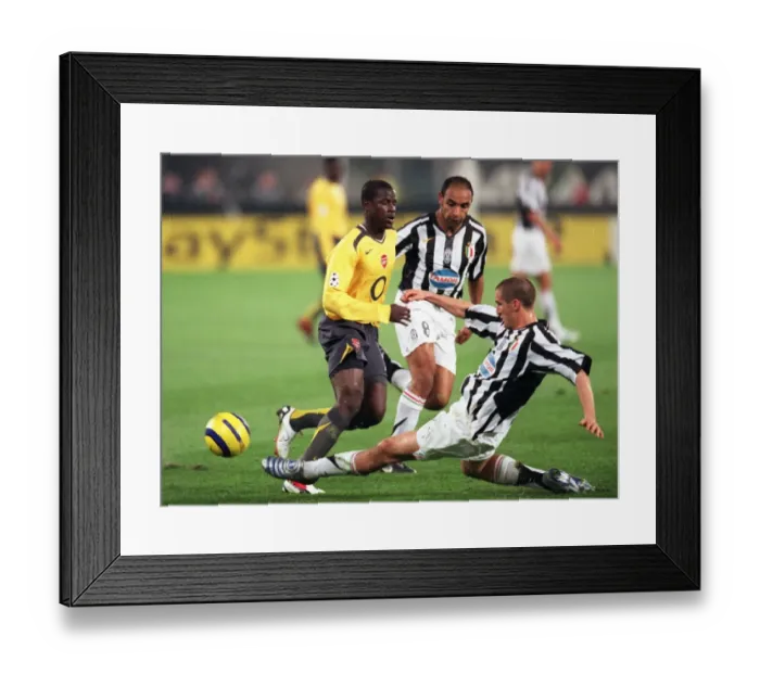 Framed Print : Emmanuel Eboue (Arsenal) Giorgio Chiellini and Emerson (Juve)