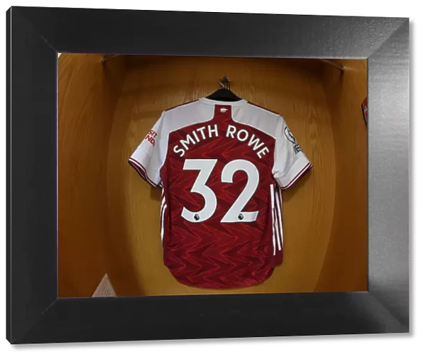 Emile Smith Rowe's Match-Ready Shirt in Arsenal Changing Room: Arsenal vs Brighton & Hove Albion (2020-21)