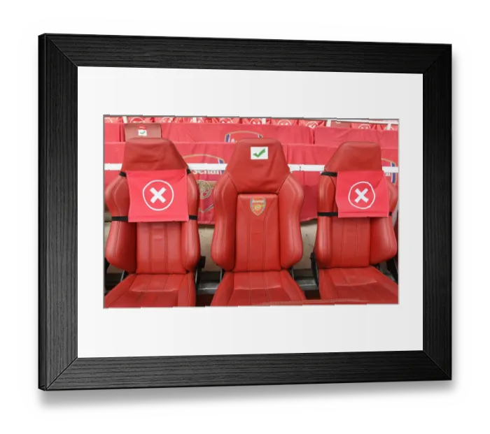 Framed Print : Arsenal vs Brighton: Social Distancing in the Premier League, May 2021 Framed Print : Arsenal vs Brighton: Social Distancing in the Premier League, May 2021