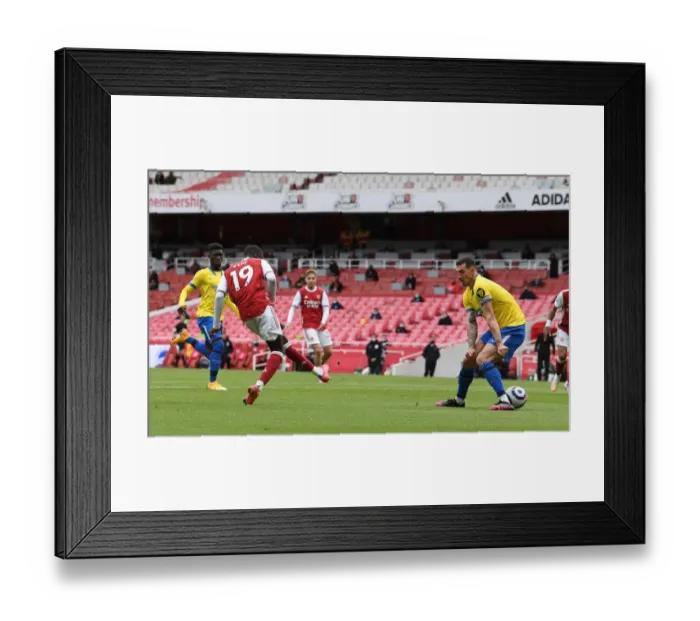Framed Print : Arsenal's Nicolas Pepe Scores Second Goal Against Brighton & Hove Albion (2020-21) Framed Print : Arsenal's Nicolas Pepe Scores Second Goal Against Brighton & Hove Albion (2020-21)