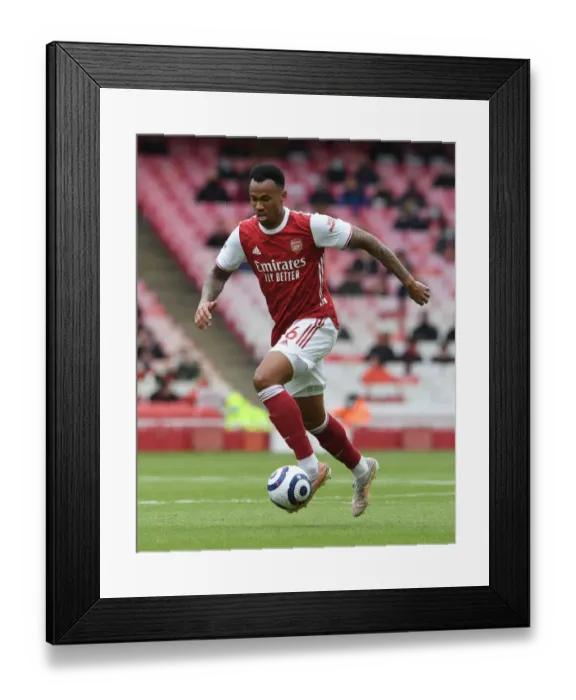 Framed Print : Gabriel Magalhaes in Action: Arsenal vs. Brighton & Hove Albion (Premier League 2020-21)