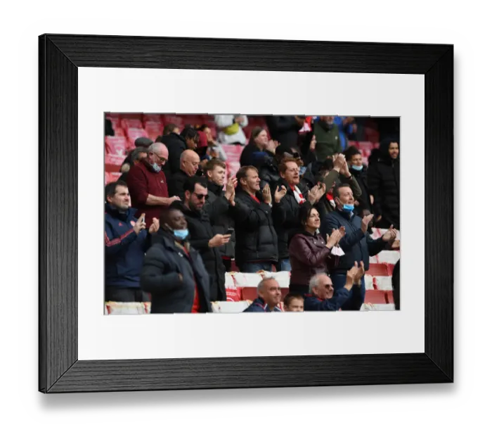Framed Print : Passionate Arsenal Fans Roar at Emirates Stadium: Arsenal vs Brighton & Hove Albion, Premier League 2020-21