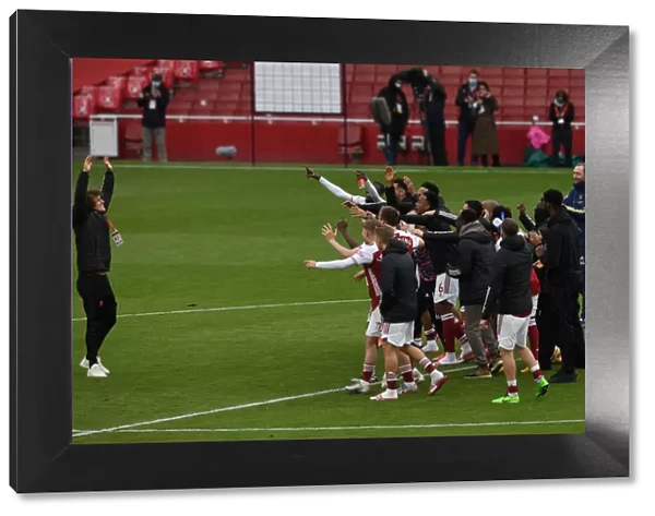 Arsenal Wins Premier League: David Luiz and Team Celebrate Title Triumph over Brighton & Hove Albion