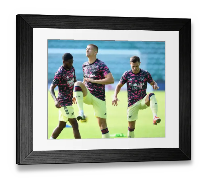 Framed Print : Arsenal's Harry Clarke Prepares for Hibernian Friendly in Edinburgh, Scotland (2021-22)
