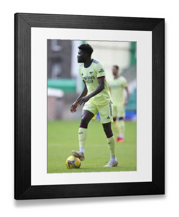Framed Print : Thomas Partey in Action: Hibernian vs. Arsenal Pre-Season Friendly, Edinburgh 2021