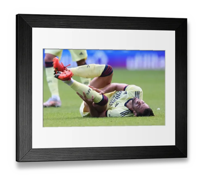 Framed Print : Arsenal's Pablo Mari in Action against Hibernian during 2021-22 Pre-Season Friendly in Edinburgh Framed Print : Arsenal's Pablo Mari in Action against Hibernian during 2021-22 Pre-Season Friendly in Edinburgh