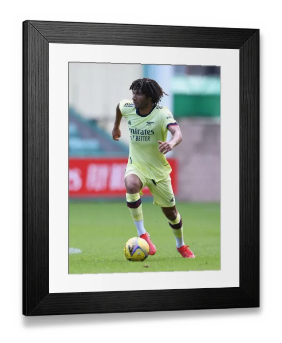 Framed Print : Arsenal's Mohamed Elneny in Action at Hibernian Friendly in Edinburgh