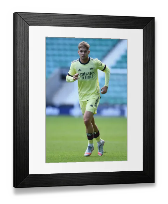 Framed Print : Emile Smith Rowe Shines: Arsenal's Standout Performance in Hibernian Pre-Season Friendly
