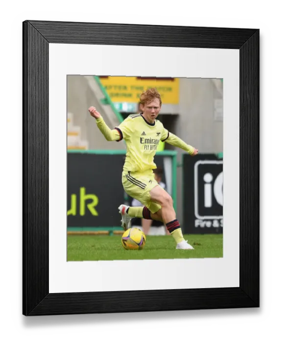 Framed Print : Arsenal's Jack Henry-Francis in Action against Hibernian during 2021 Pre-Season Friendly in Edinburgh