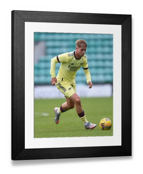 Framed Print : Emile Smith Rowe Shines in Arsenal's Pre-Season Victory over Hibernian (2021-22)